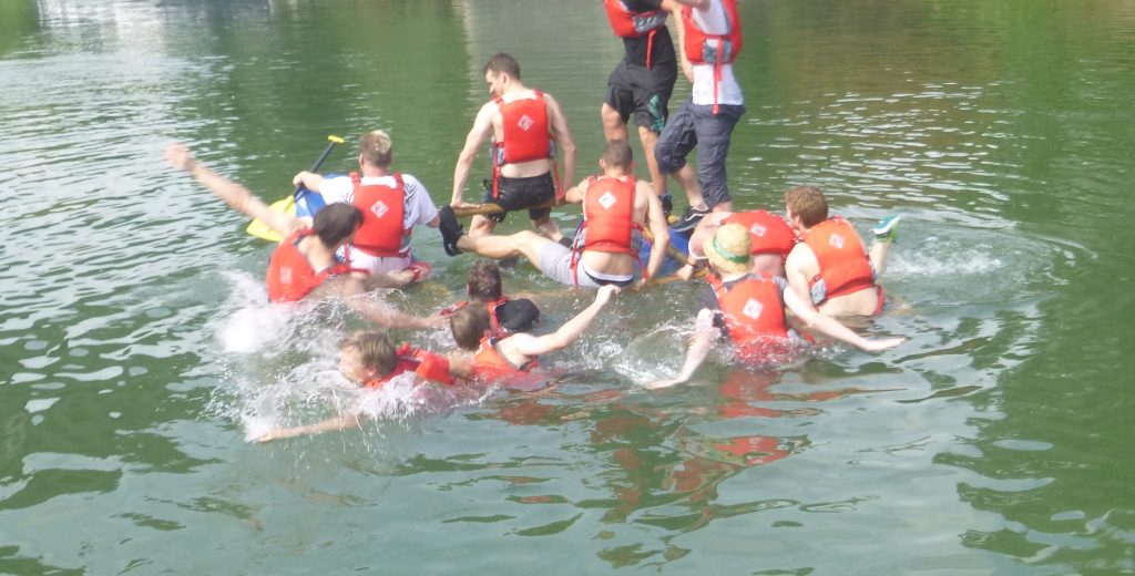 Floßbau in Bonn oder Köln